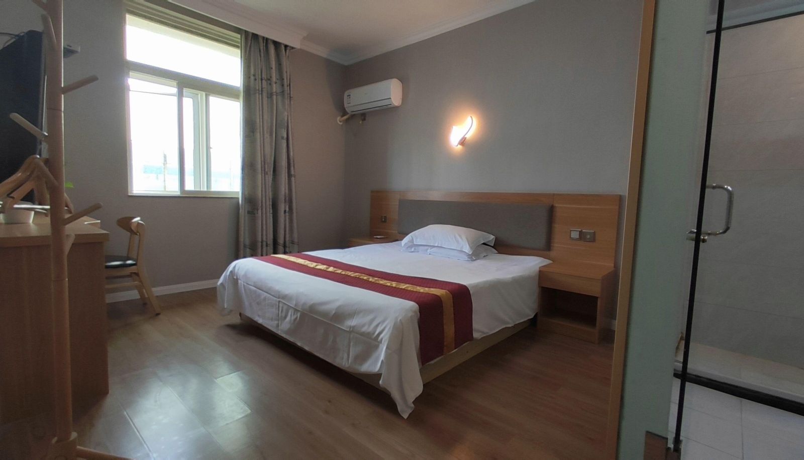 Business-Zimmer - Four Seasons Sunshine Hotel