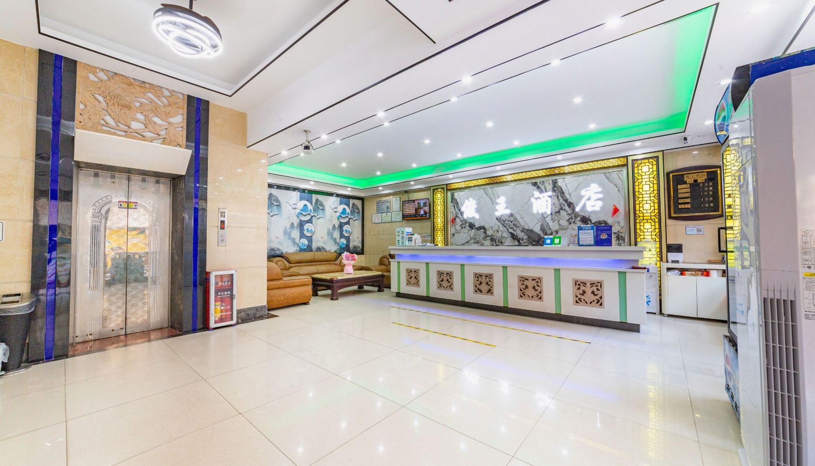 Zona exterior del hotel - Foshan Junwang Hotel (Shunde Longjiang Yingxin Plaza Store)