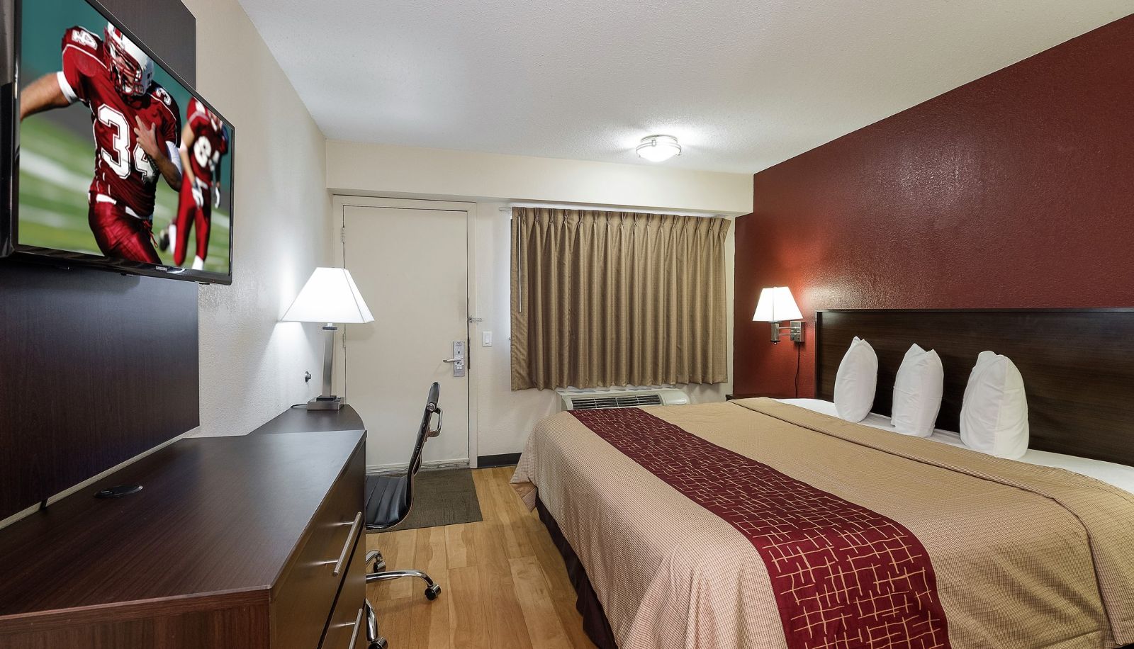 Room - Red Roof Inn Columbus East - Reynoldsburg