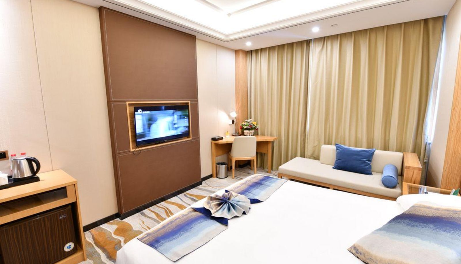 Camera business - Guangming Hotel (Zhenxing Road Branch)