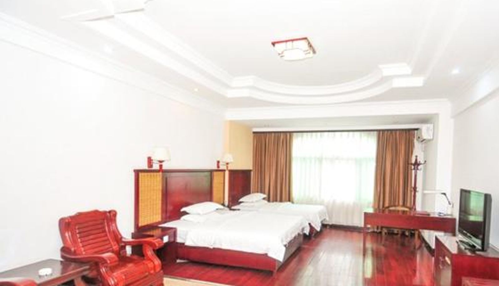 Camera - Lish Garden Hotel