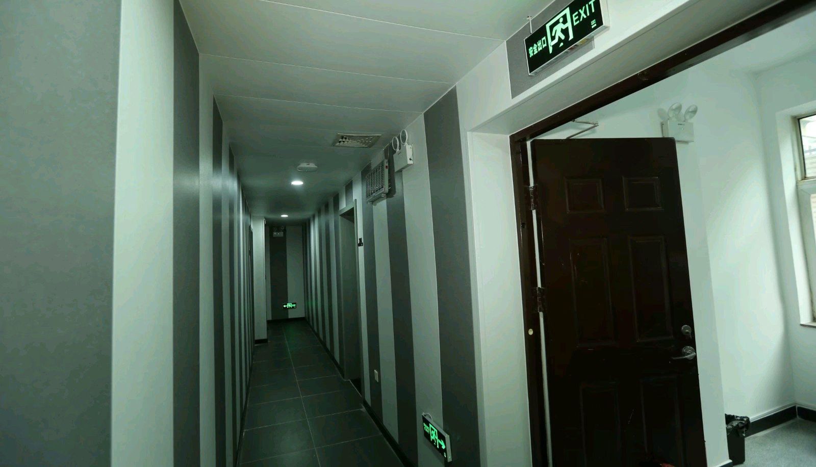 Buitenruimte van het hotel - Heping Road Hotel (Jinzhou Railway Station Branch)