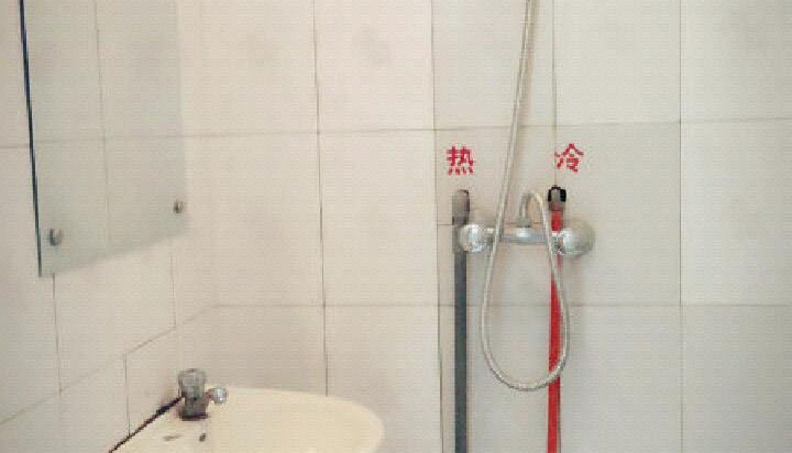 Zona exterior del hotel - Wanjia Hotel