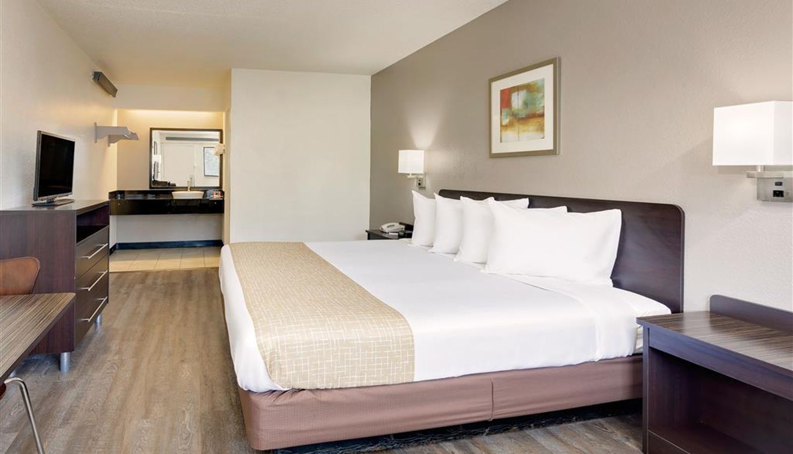 Room - Travelodge by Wyndham College Park