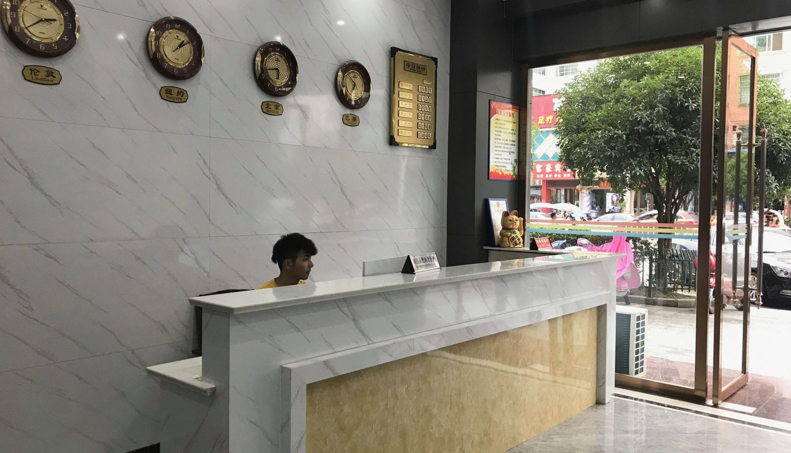 Area esterna dell'hotel - Fuzhou)  Le'an County Kaiman Hotel (Sijiu Square Branch