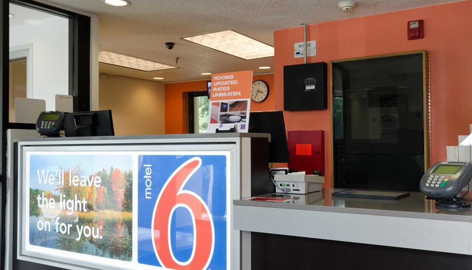 Salón - MOTEL 6 WASHINGTON DC GAITHERSBURG