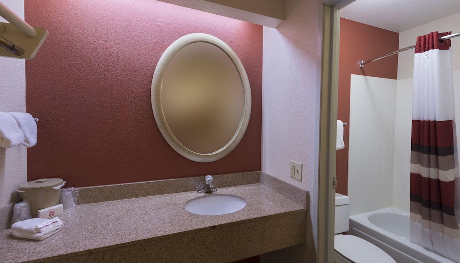 Chambre supérieure (double) - Red Roof Inn St Clairsville - Wheeling West