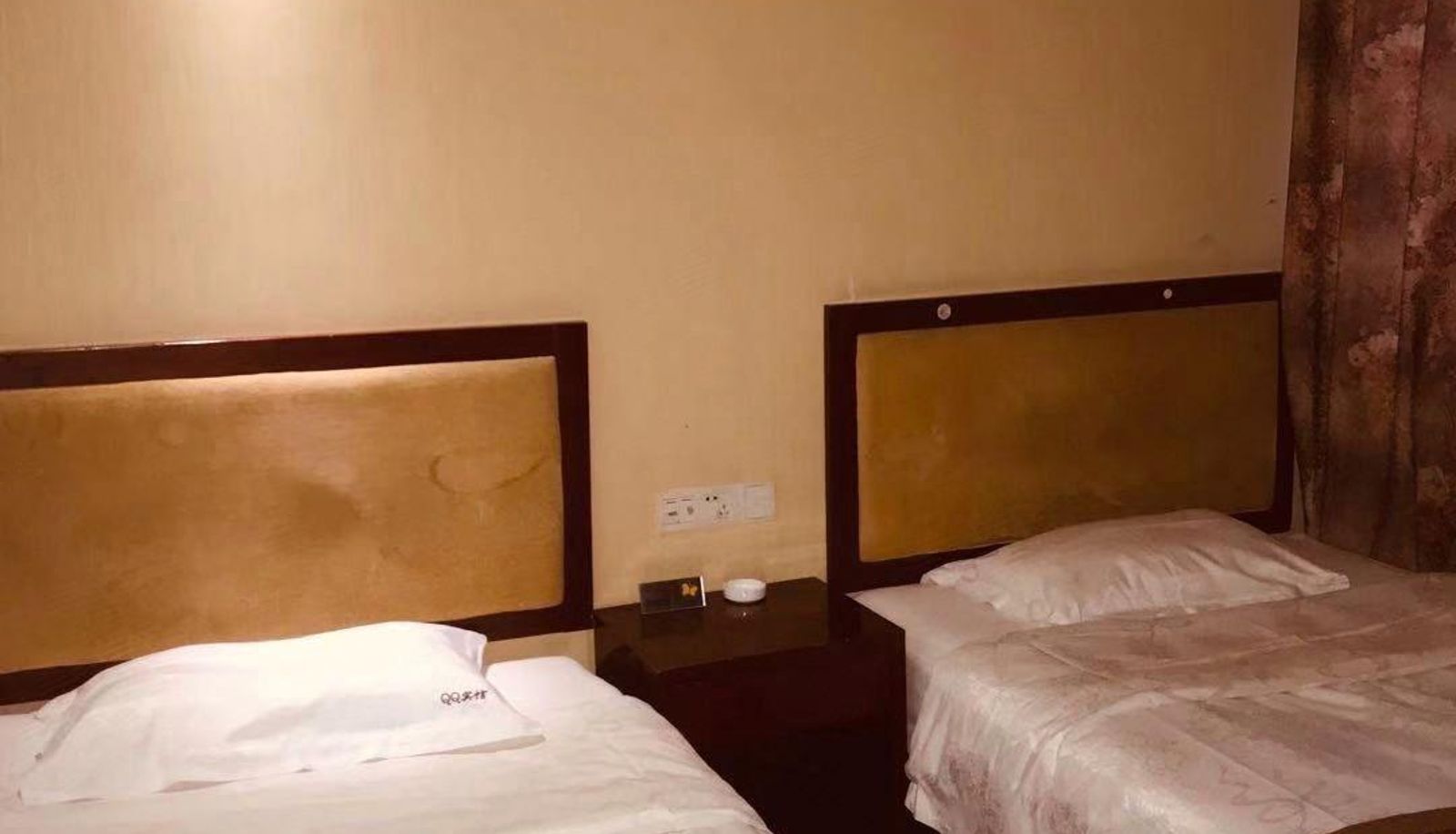 Chambre - QQ Business Hotel
