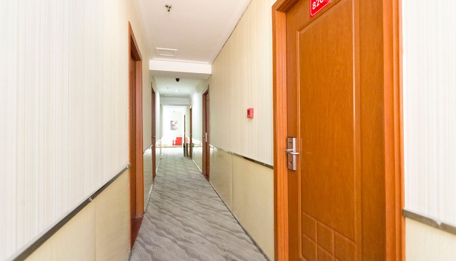 Zewnętrzna część hotelu - Mong Kok Hotel
