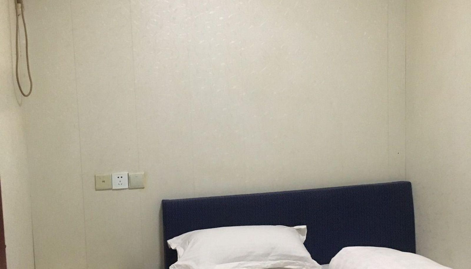 Chambre Business - Pengpeng Room Department