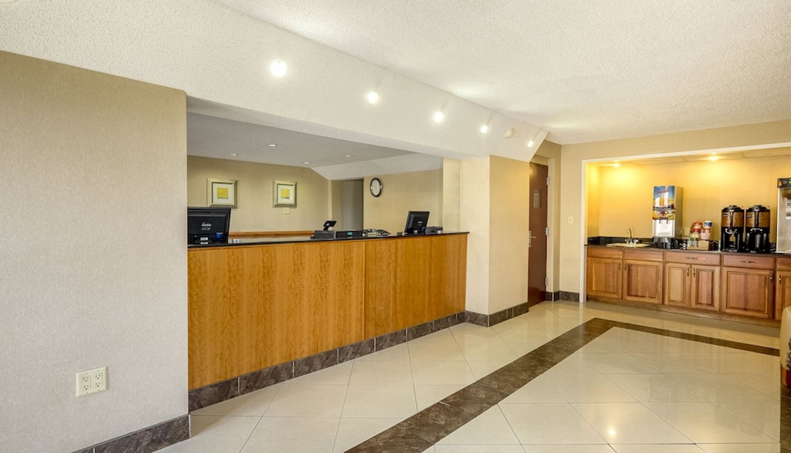 Sala - Red Roof Inn Virginia Beach - Norfolk Airport