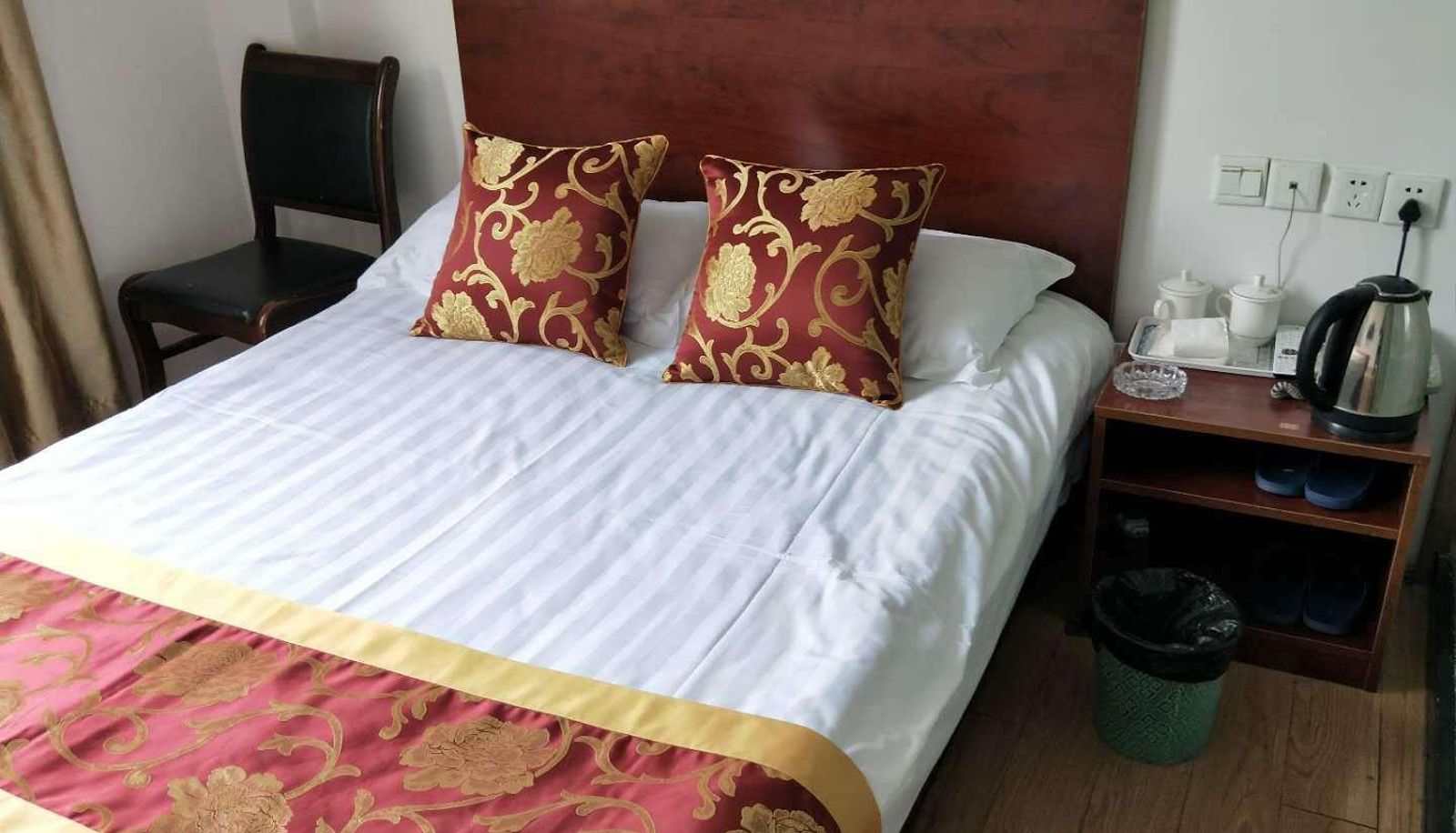 Camera - Jiaqi Business Hotel