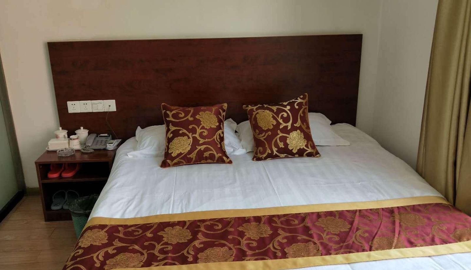 Camera - Jiaqi Business Hotel