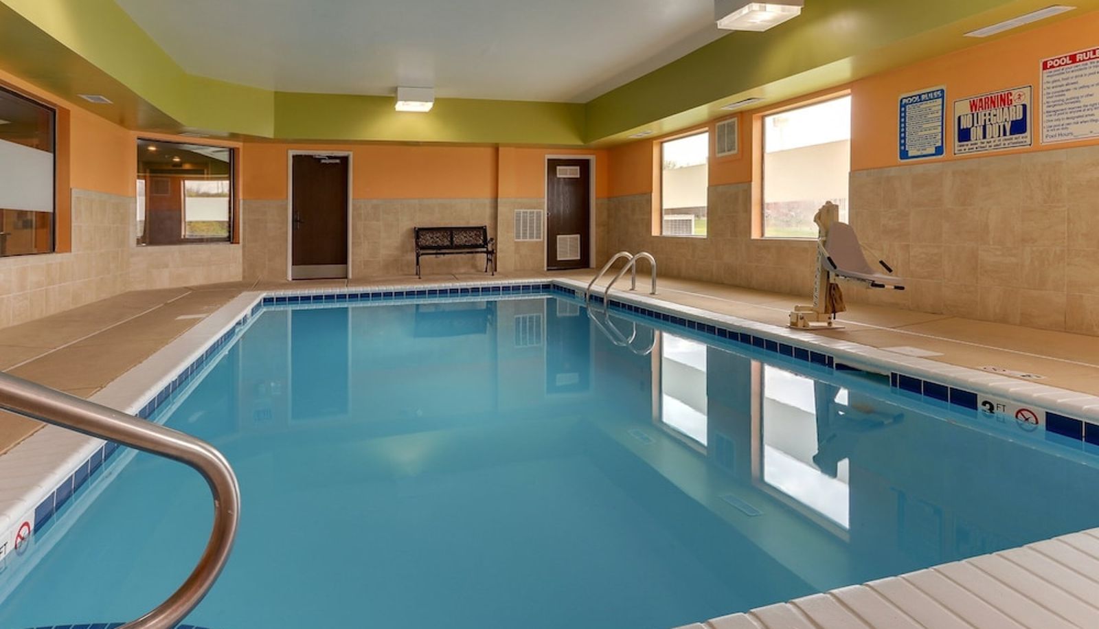 Basen - OH Red Roof Inn Springfield