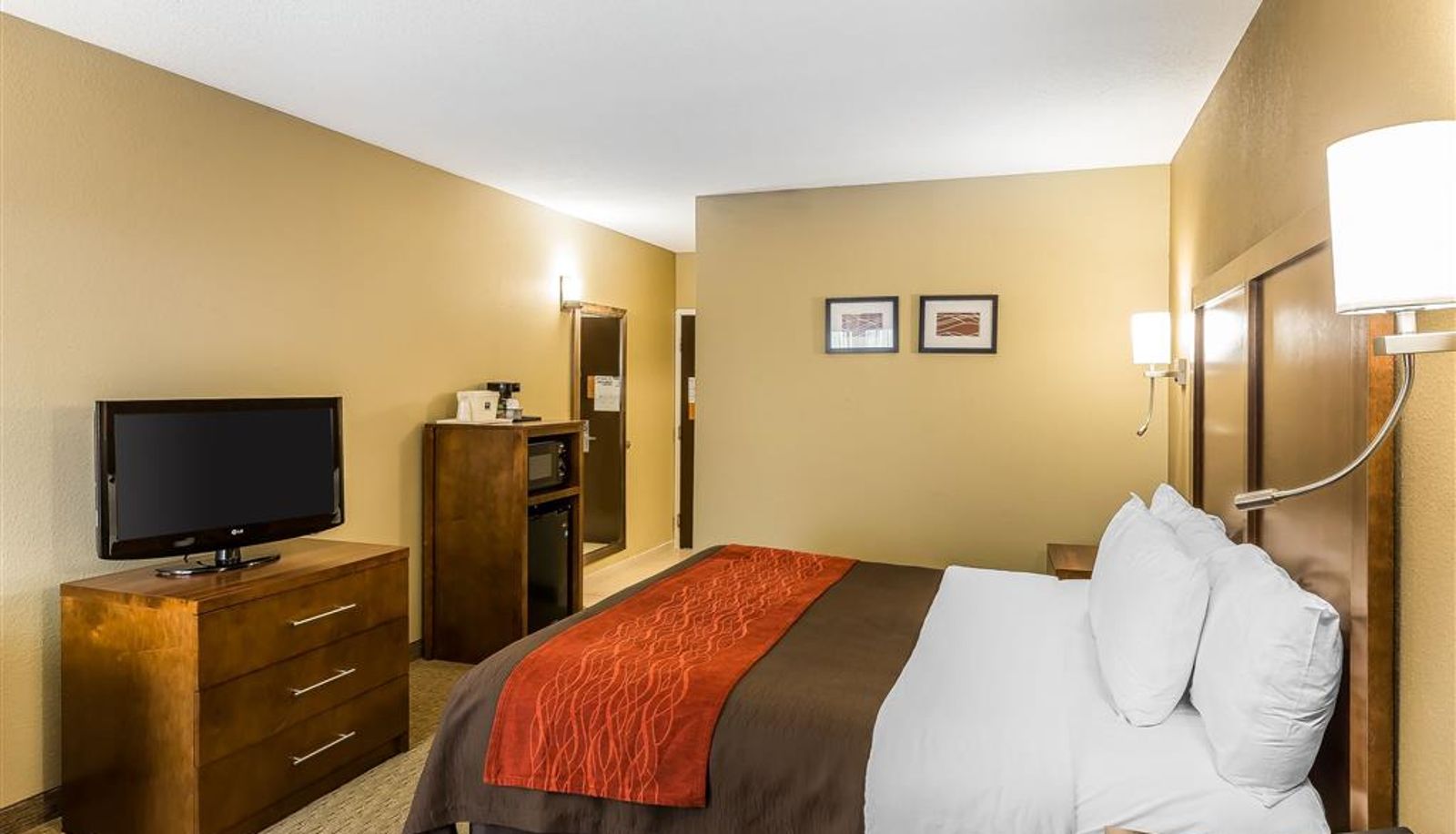 Zimmer - Comfort Inn & Suites Dalton West