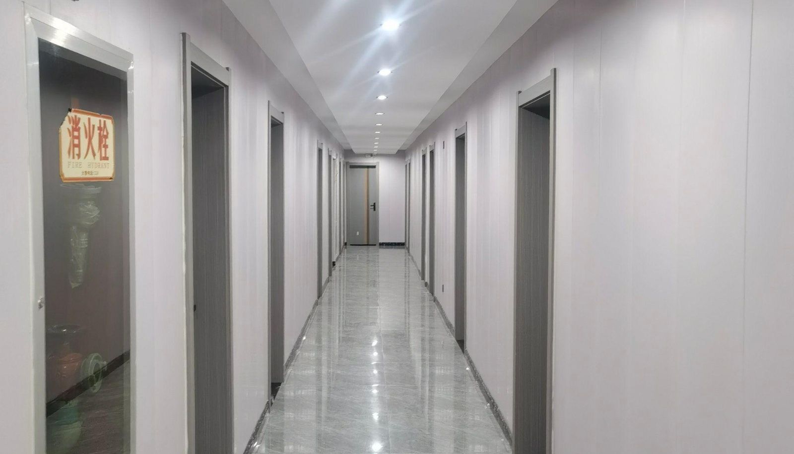 Buitenruimte van het hotel - Yueteng Business Hotel