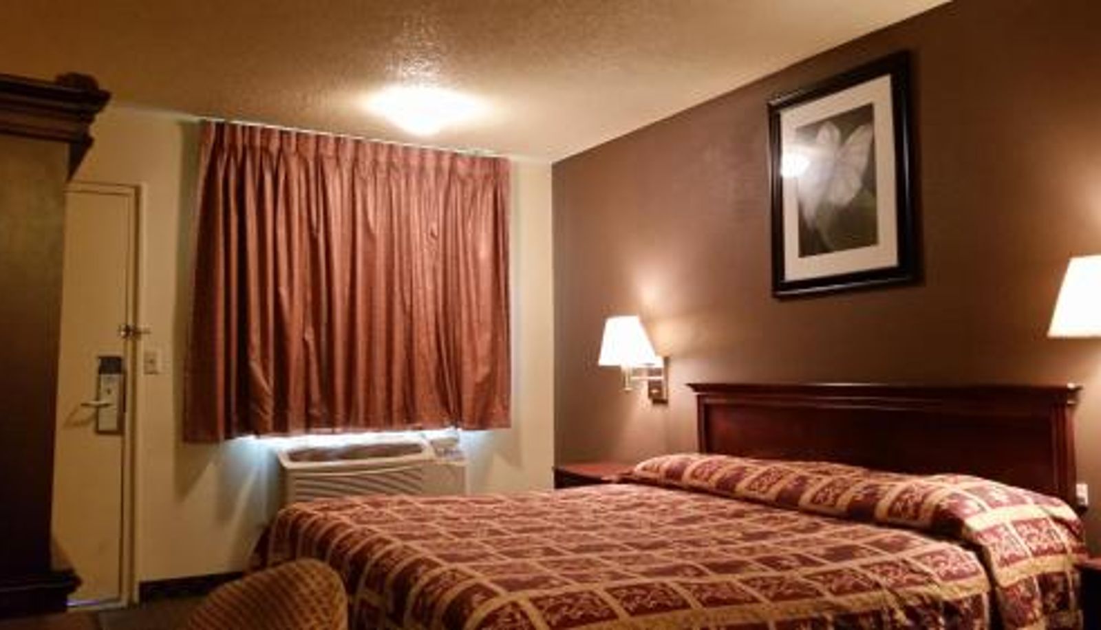 Room - Travel Inn Motel