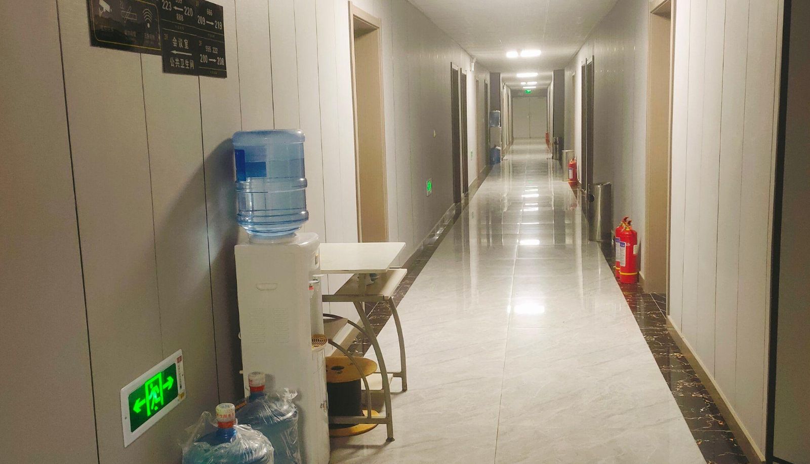 Buitenruimte van het hotel - Highway Hotel (Anyang Railway Station Branch)
