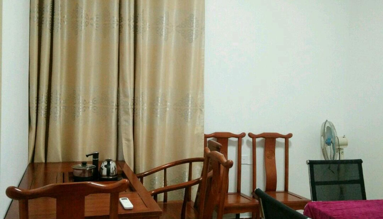 Zewnętrzna część hotelu - Rixing Hotel (Gandong Avenue Store)