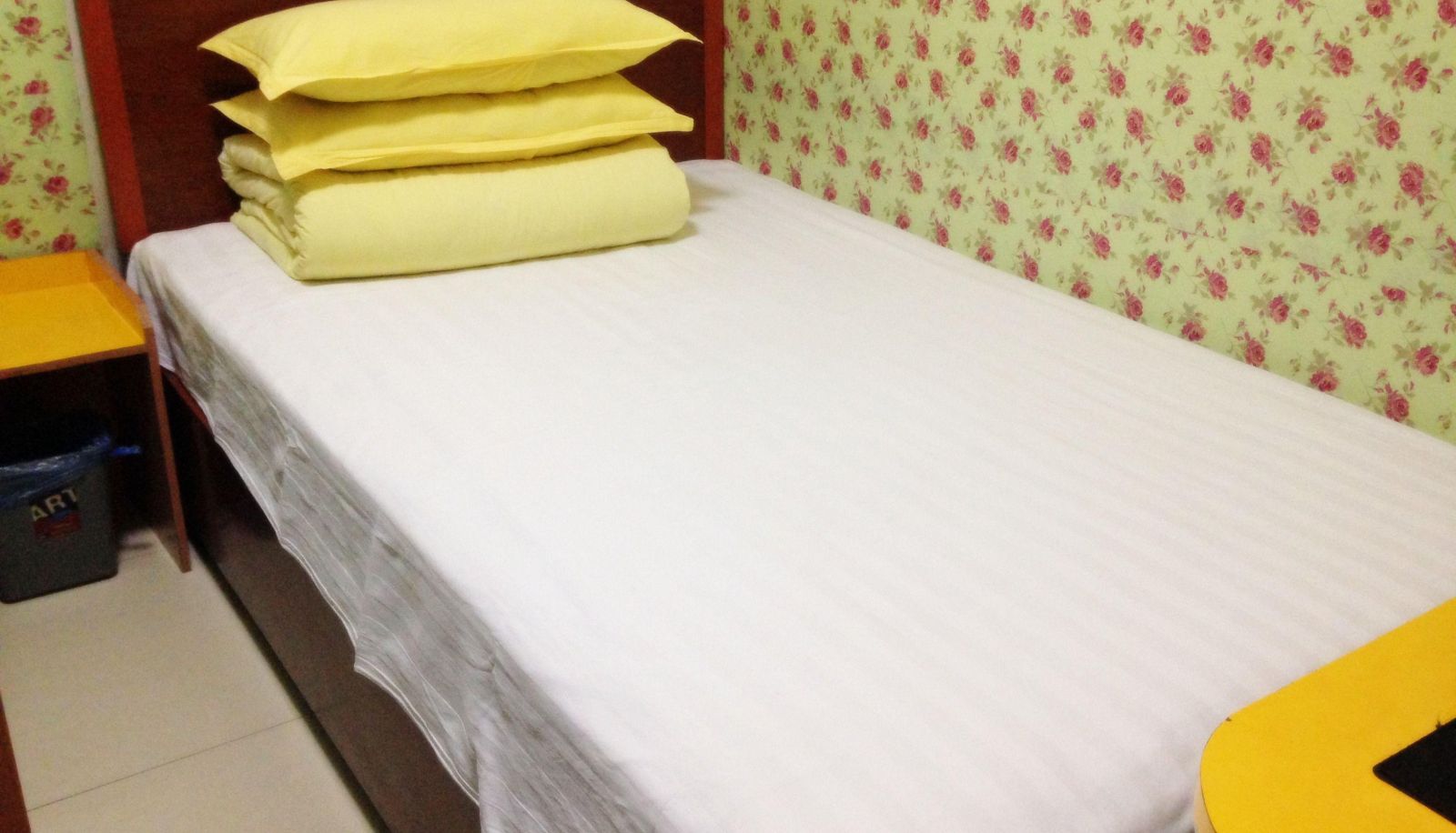 Camera - Hongdu Hotel (Railway Station Store)