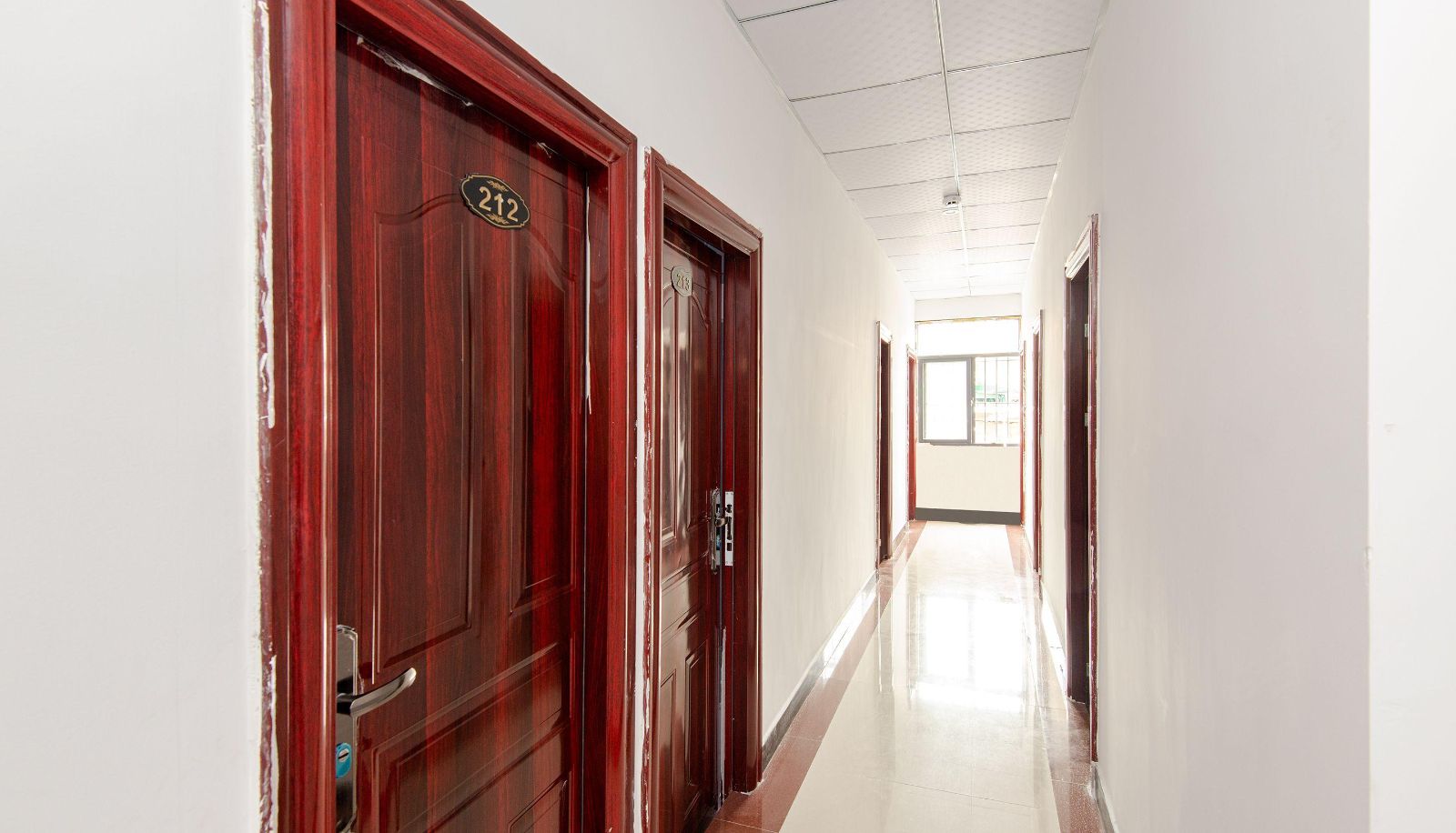 Zewnętrzna część hotelu - Ruby Hotel