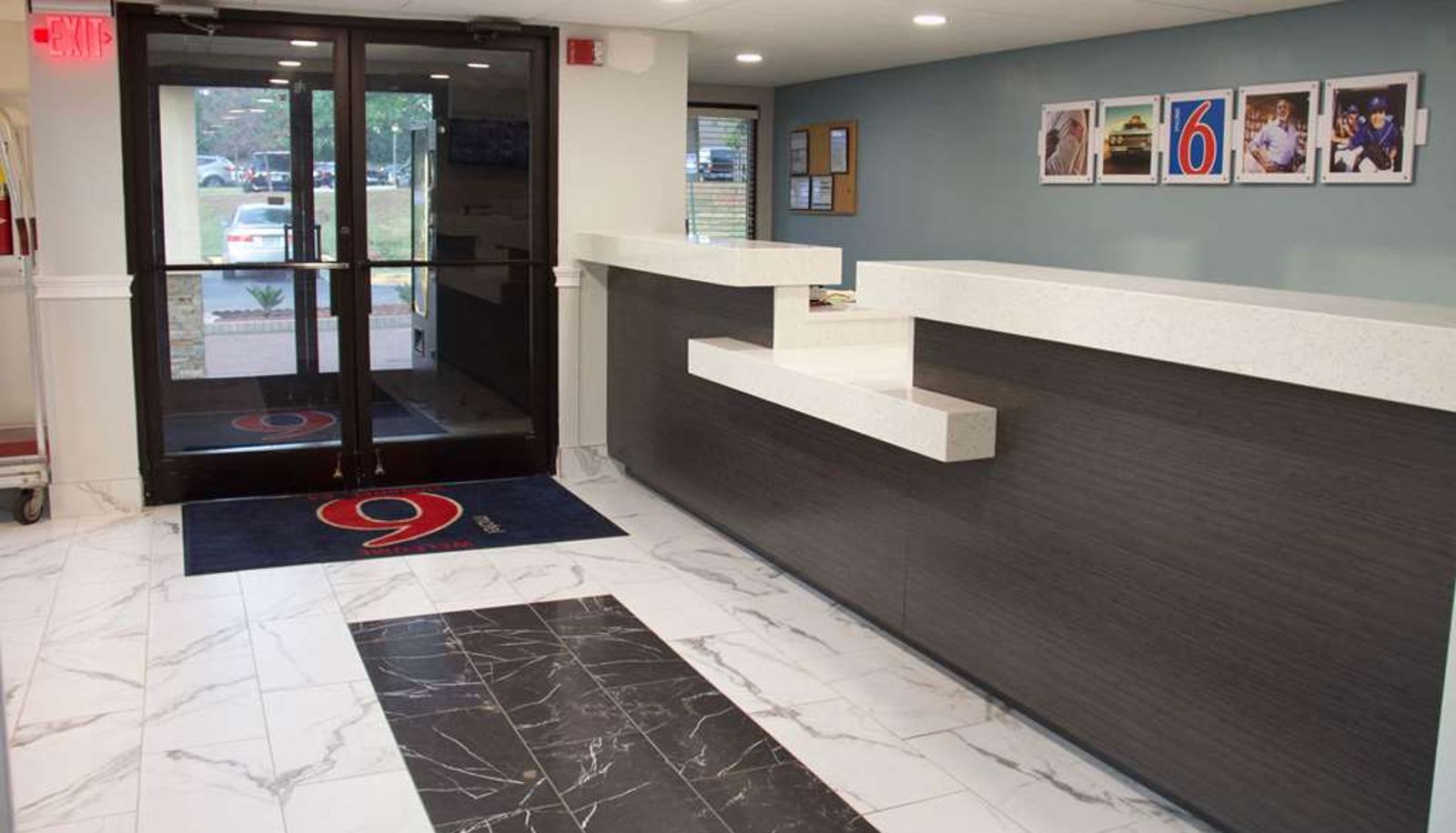 Hall - GA  Gwinnett Center Motel 6 Suwanee