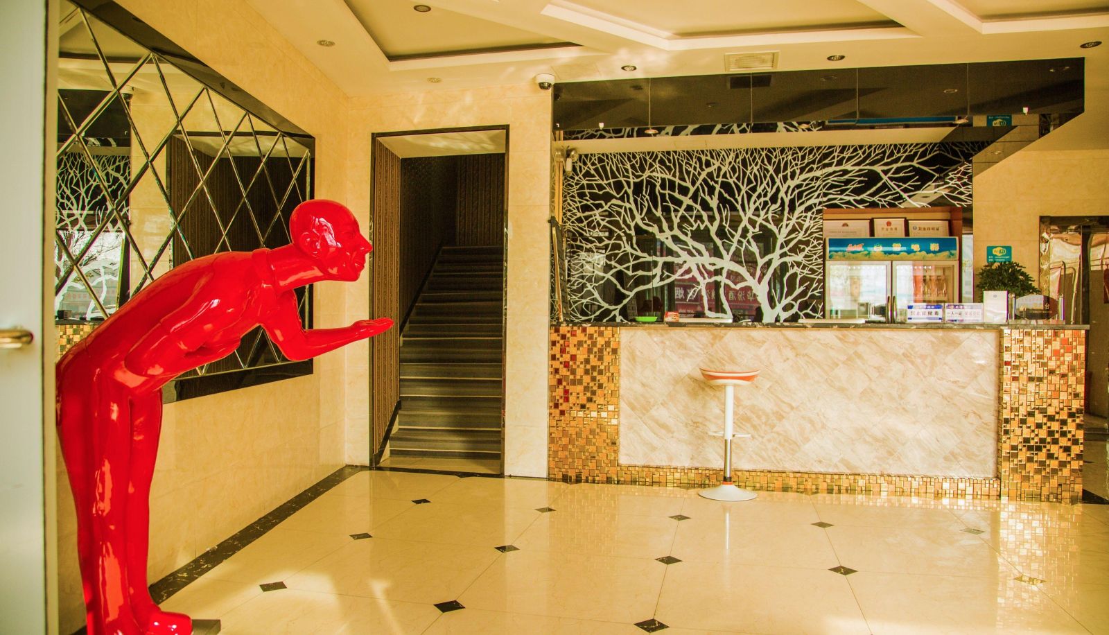 Zona exterior del hotel - Lijiang Hotel