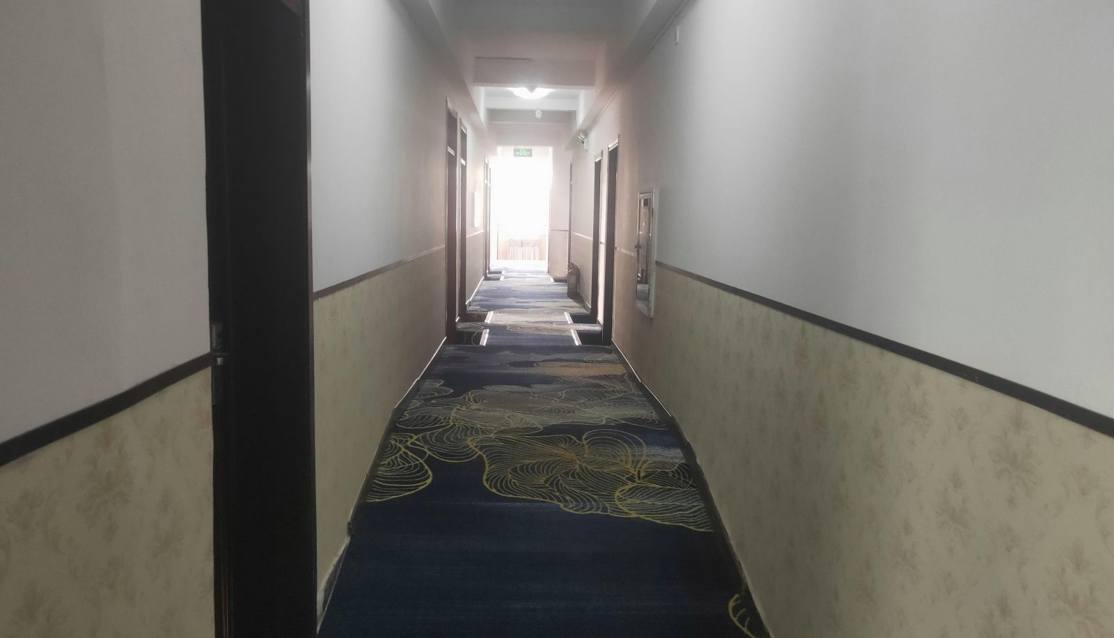 Area esterna dell'hotel - Yicheng Hotel