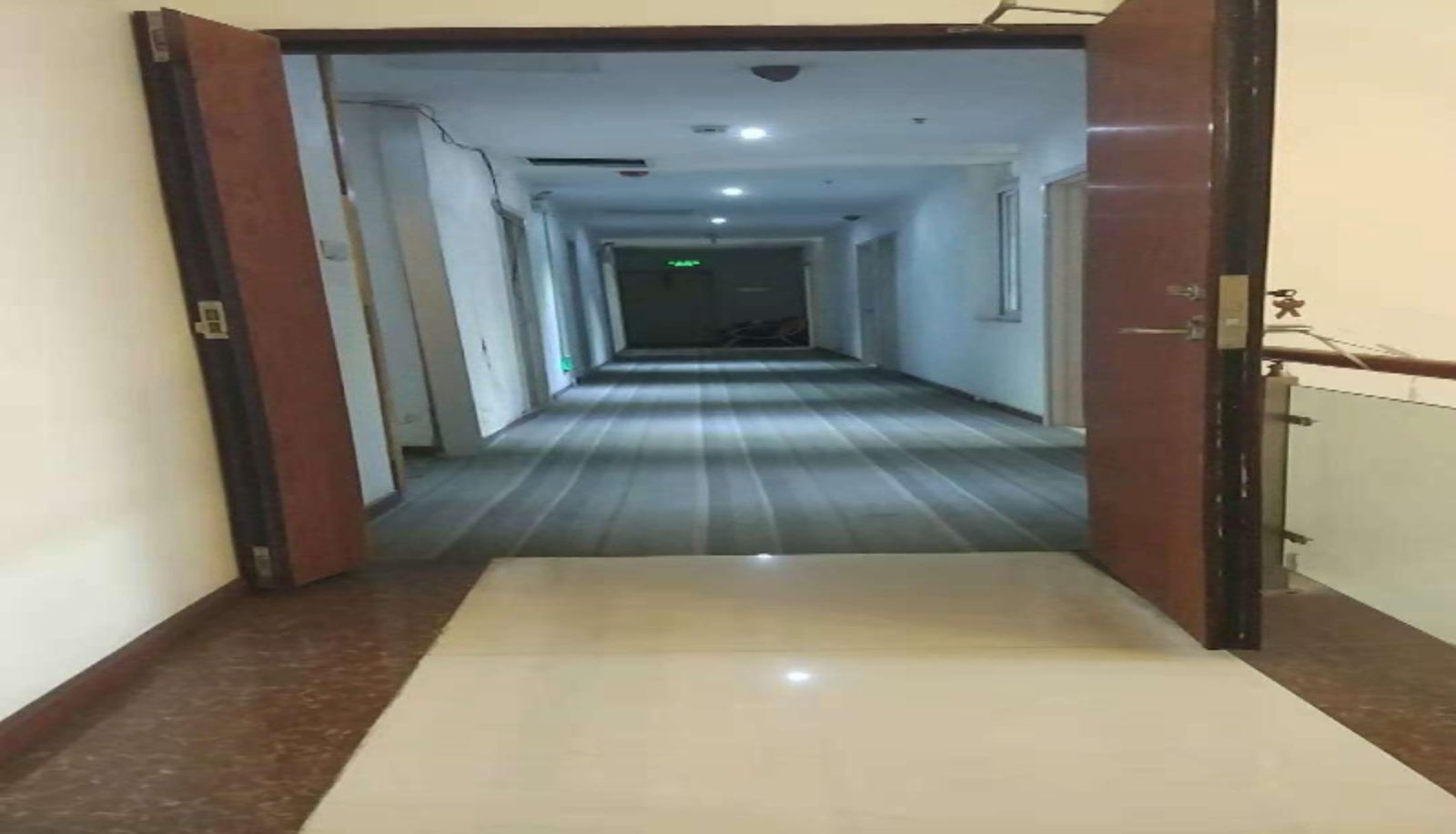 Hotel outdoor area - Yuanfengyu Business Hotel