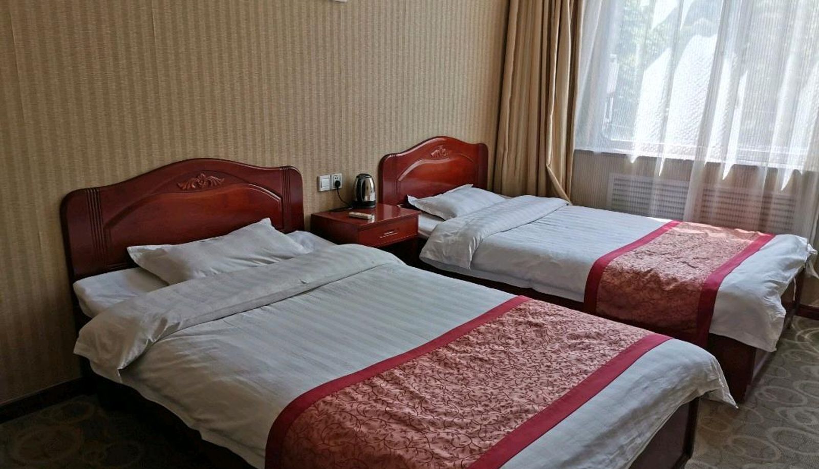 Zimmer - Grassland Business Hotel