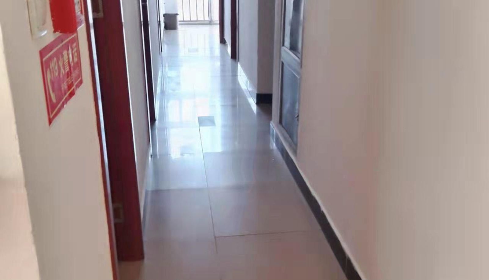 Buitenruimte van het hotel - Yibai Liangpin Hotel (Yangzhuang Branch)