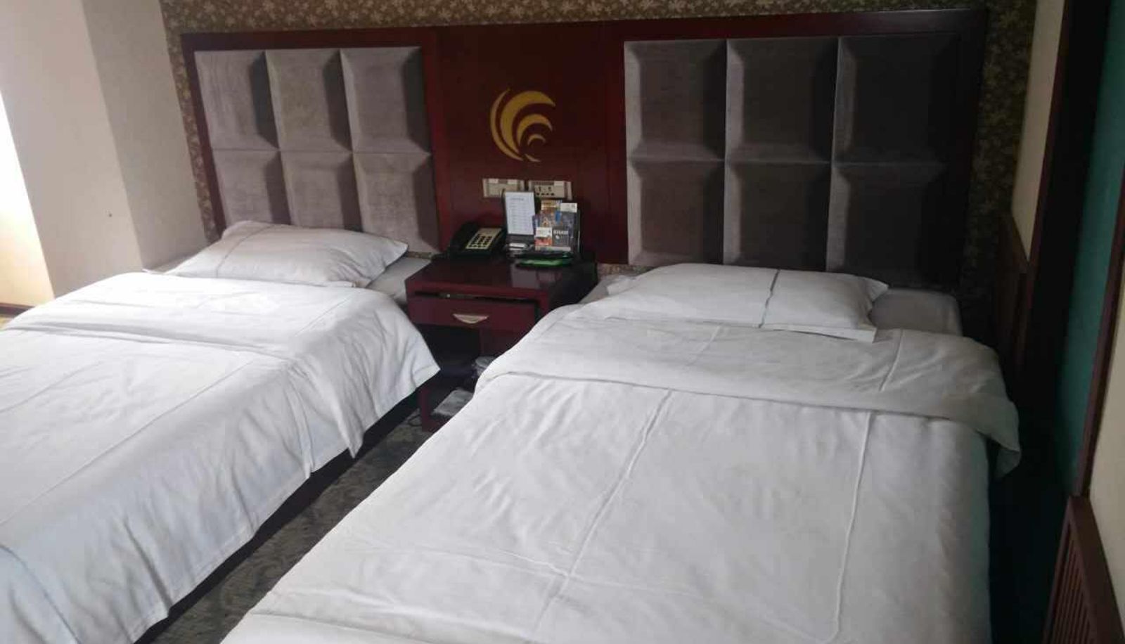 Camera business - Wangjianglou Hotel (Biyang Bus Station Store)