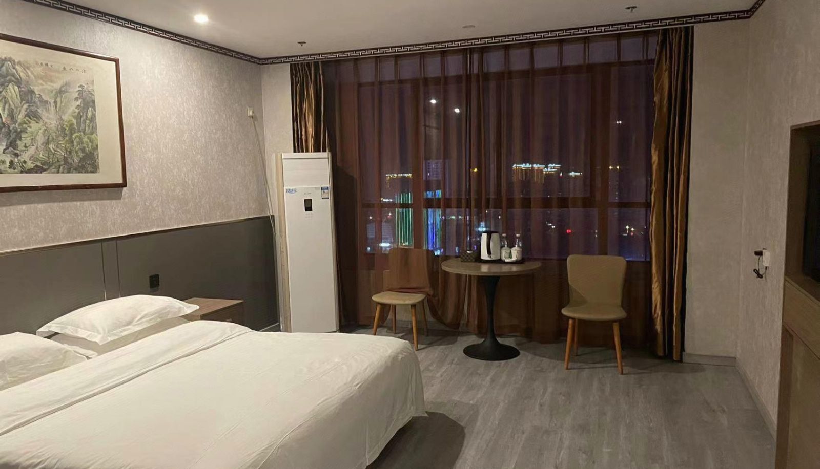 Business room - Cosmopolitan Hotel
