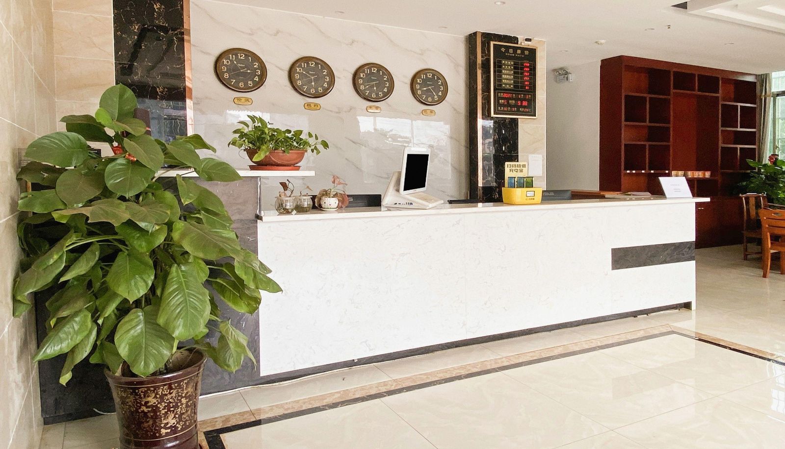 Zewnętrzna część hotelu - OYO Oriental Lijing Hotel (Haohe Scenic Area TV Tower Store)