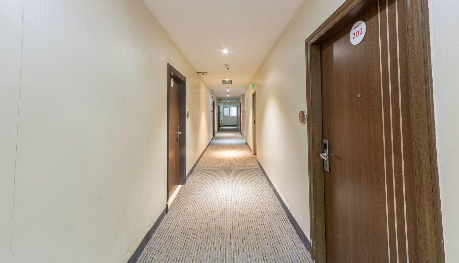 Zewnętrzna część hotelu - Sunday Business Hotel