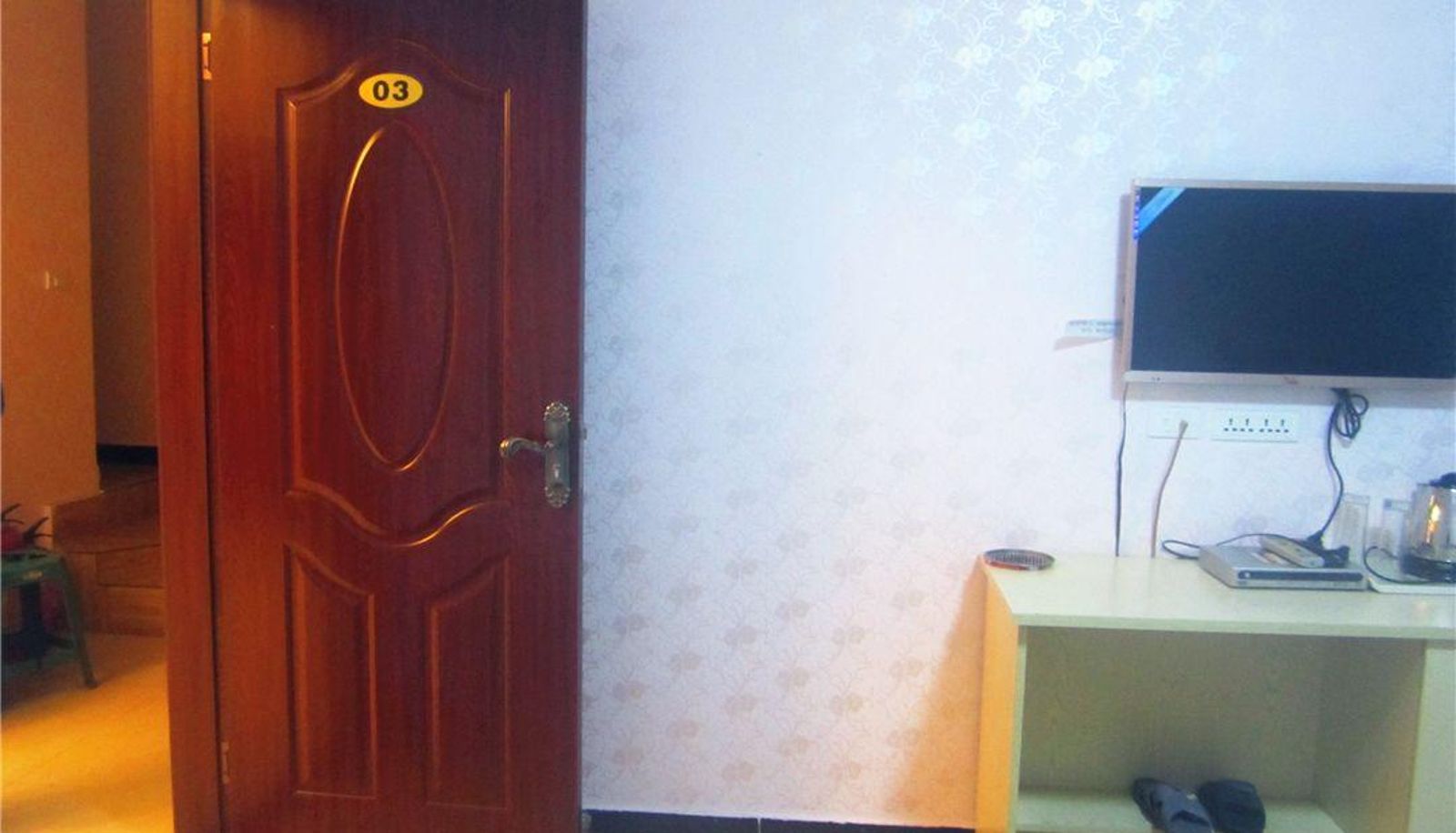 Buitenruimte van het hotel - Ping An Business Hotel