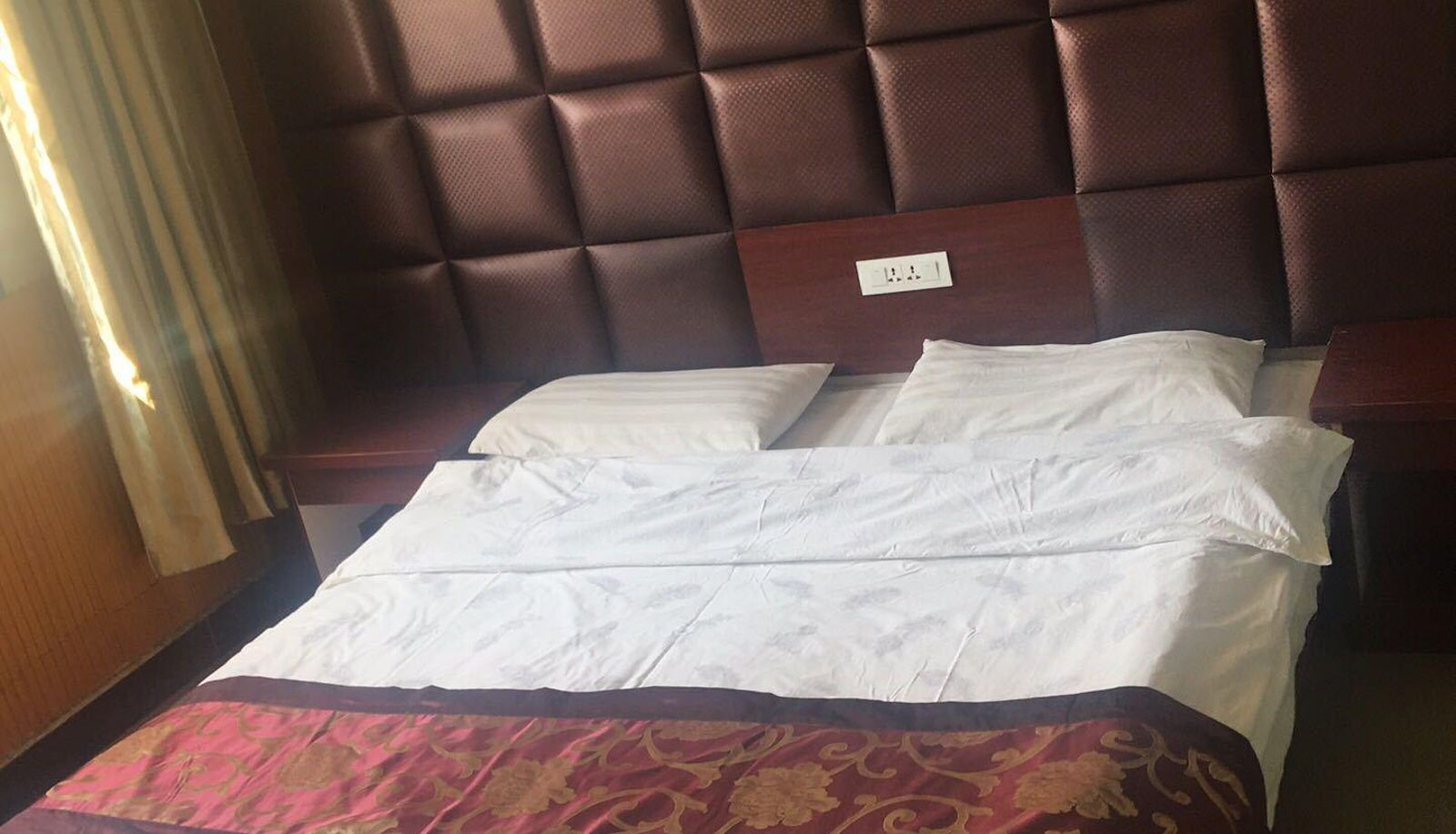 Room - Renhe Hotel (Baqiao Railway Station Store)