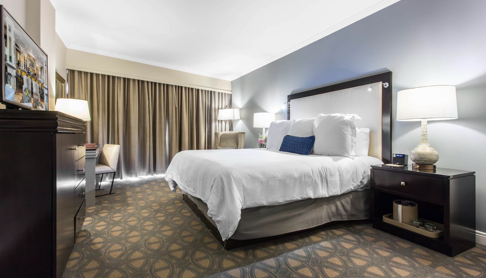 Zimmer - The Riverfront Hotel New Orleans
