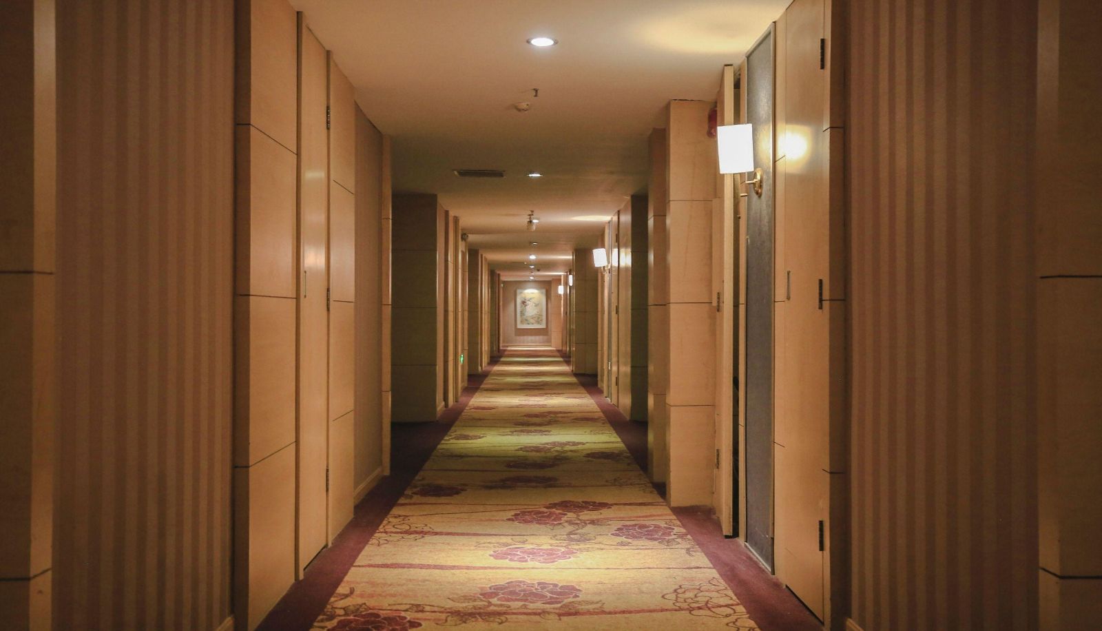 Area esterna dell'hotel - Xiya Huating Hotel