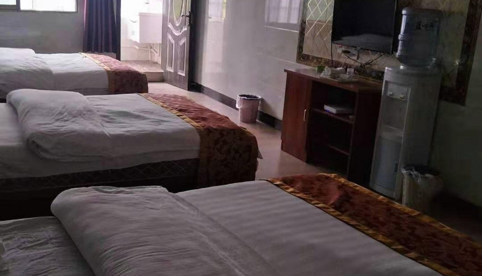 Kamer - Anshun Qianliyuan Hotel (Guihuang East Road Branch)