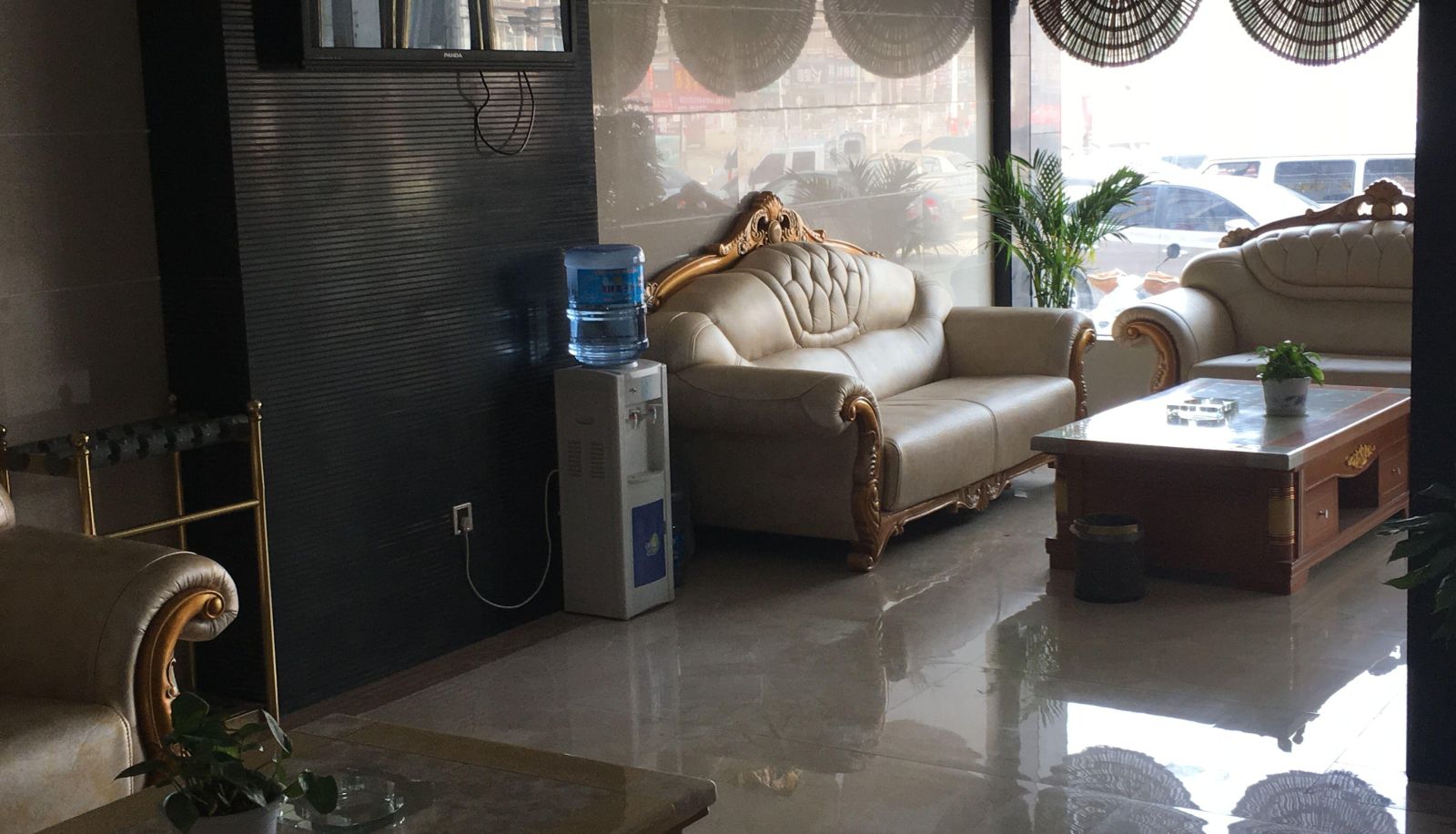 Zona exterior del hotel - Zhongle Business Hotel (Xixian Bus Station Store)