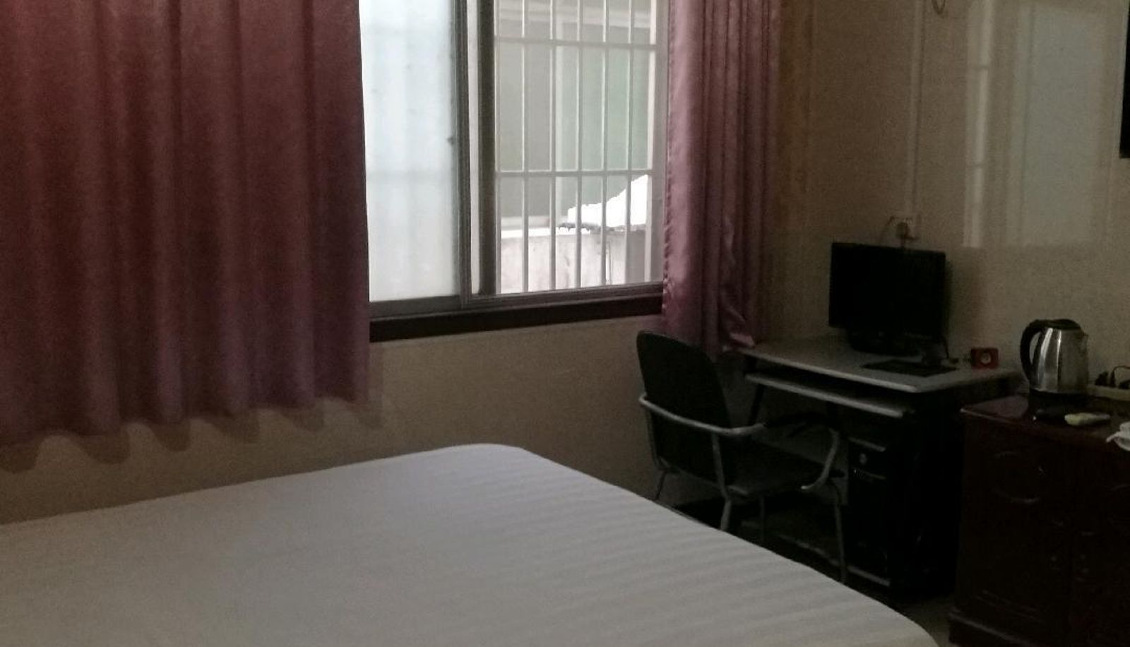 Room - Ruyi Network Hotel