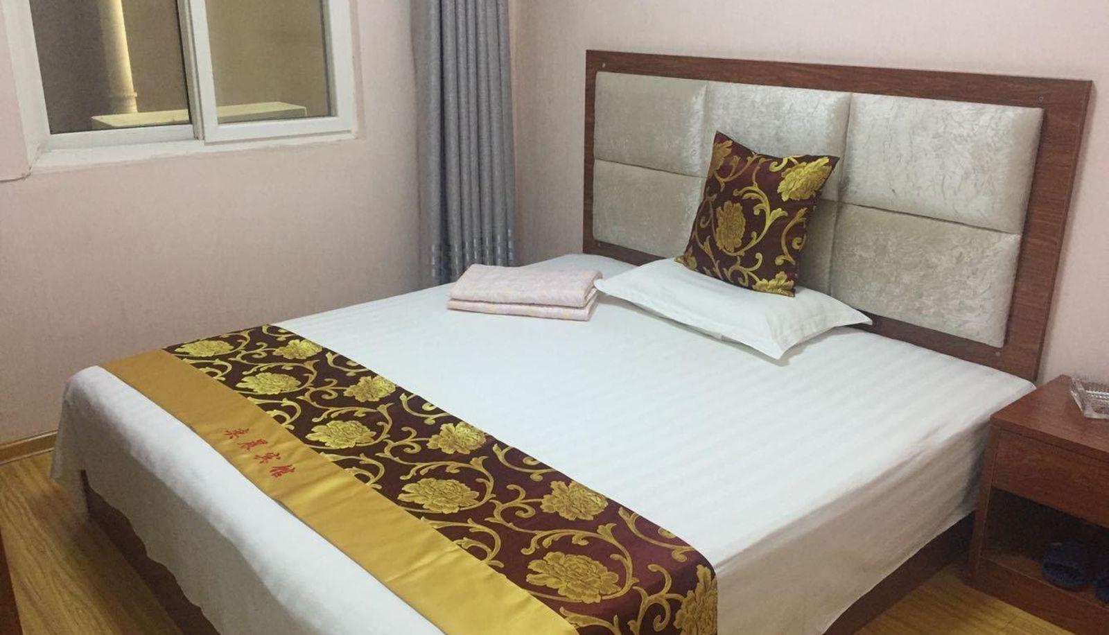 Chambre - Yichen Business Hotel
