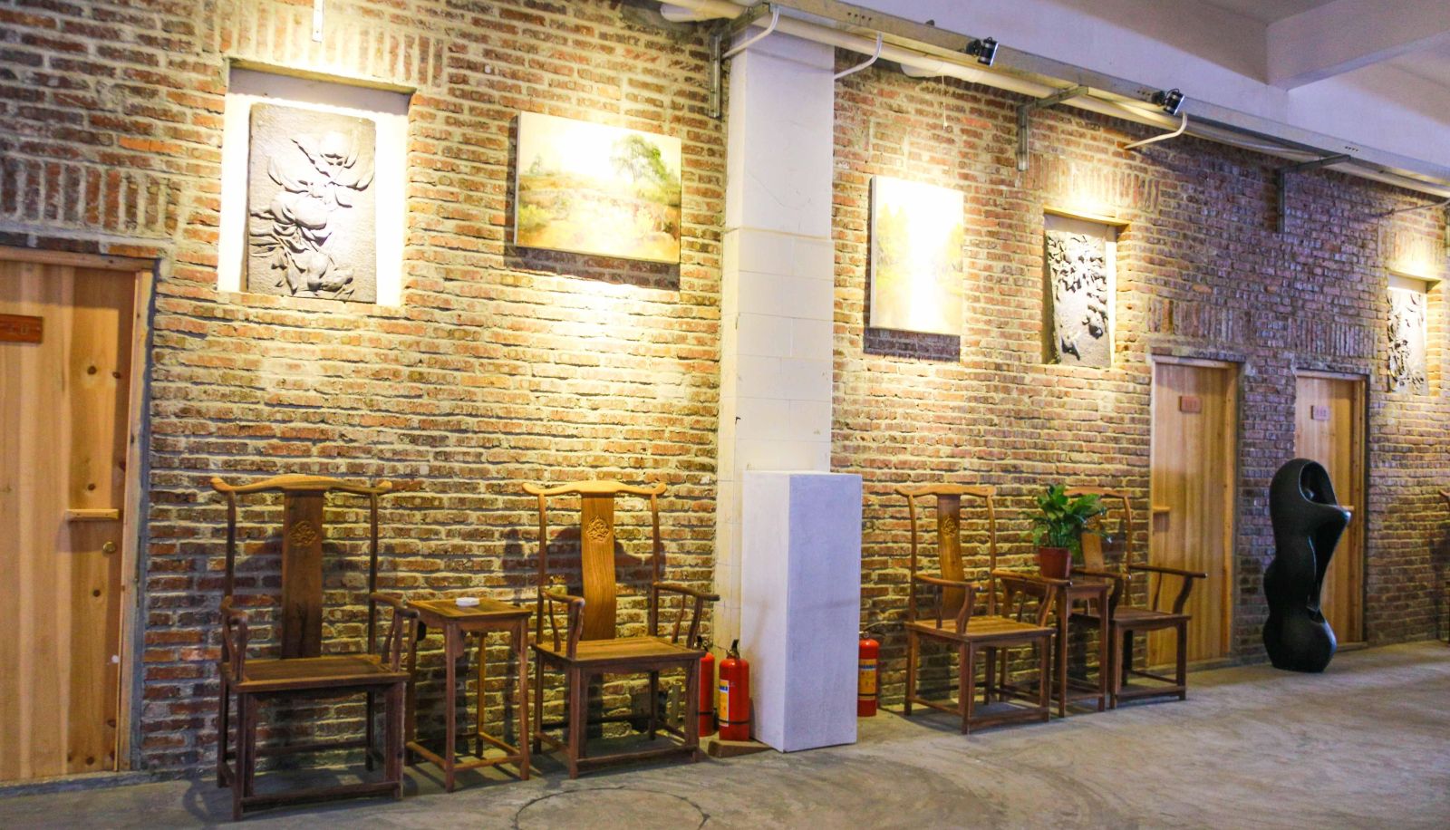 Donghui Hotel