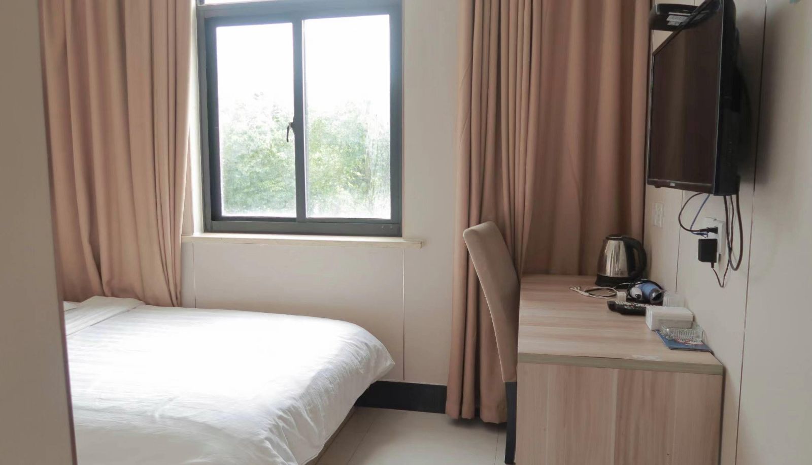 Camera - Xinde Business Hotel