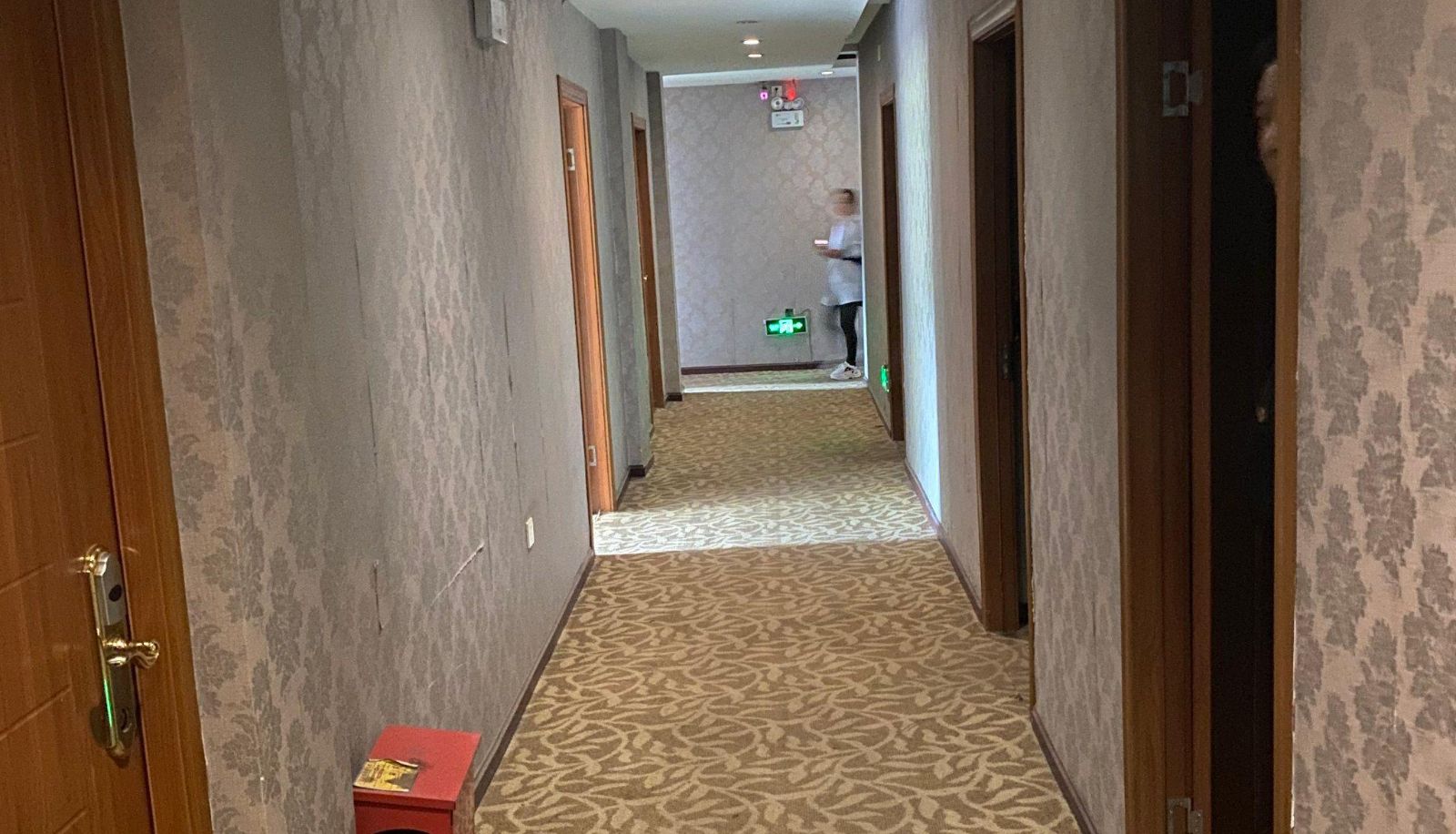 Hotel outdoor area - Yunsheng Business Leisure Hotel