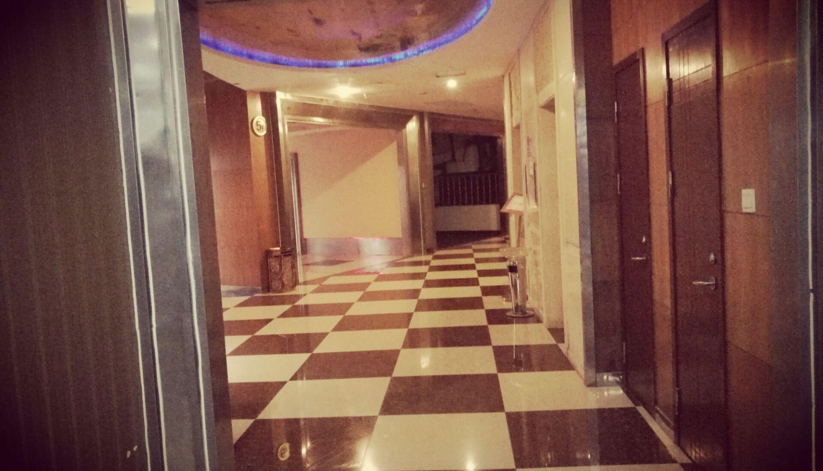 Zewnętrzna część hotelu - Shanghai Genyuan Hotel