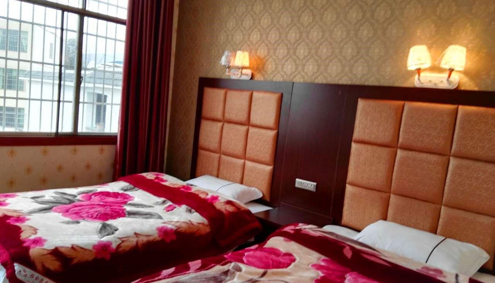 Zimmer - Junyue Fashion Hotel
