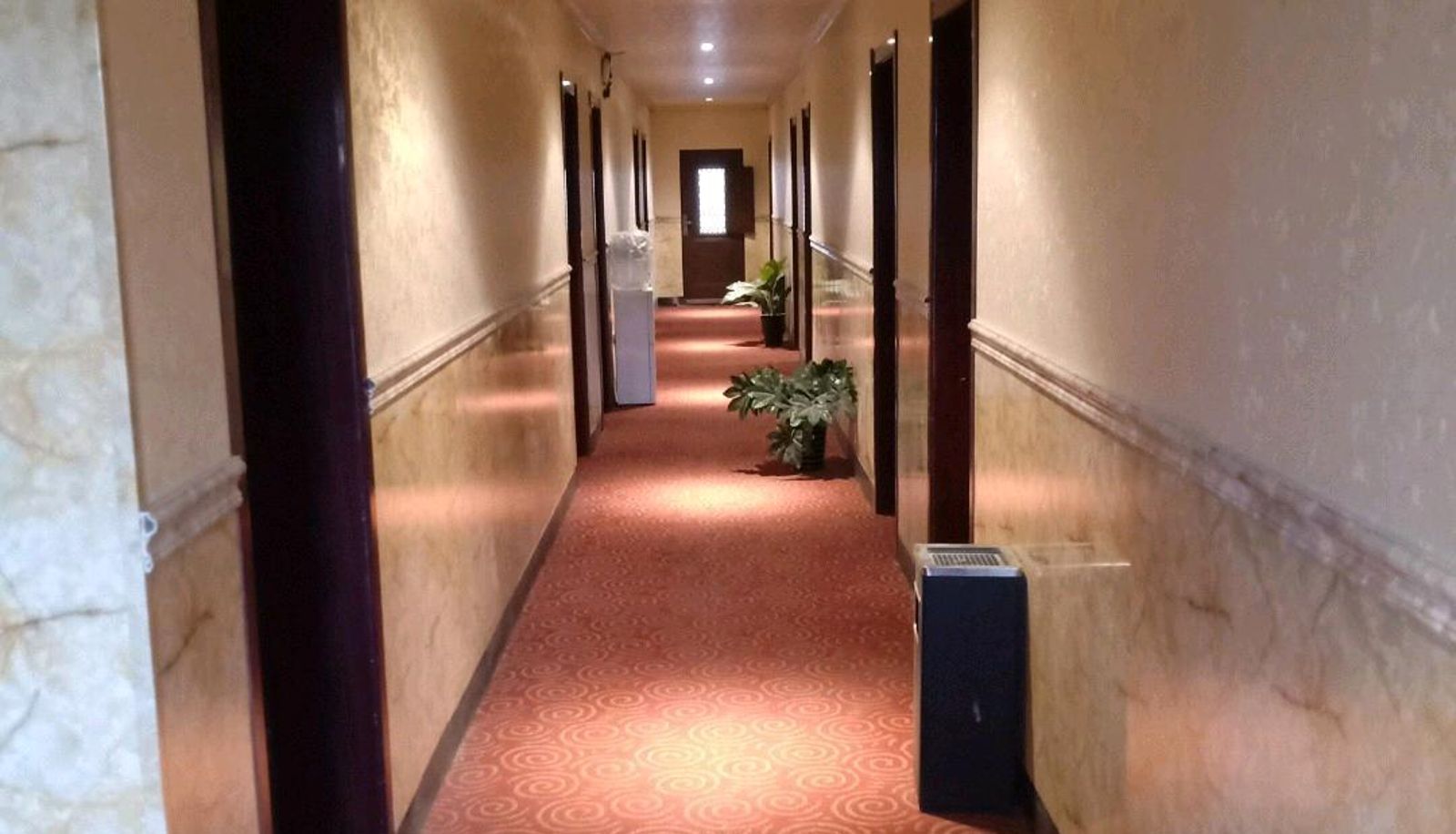 Area esterna dell'hotel - Anjie Business Hotel