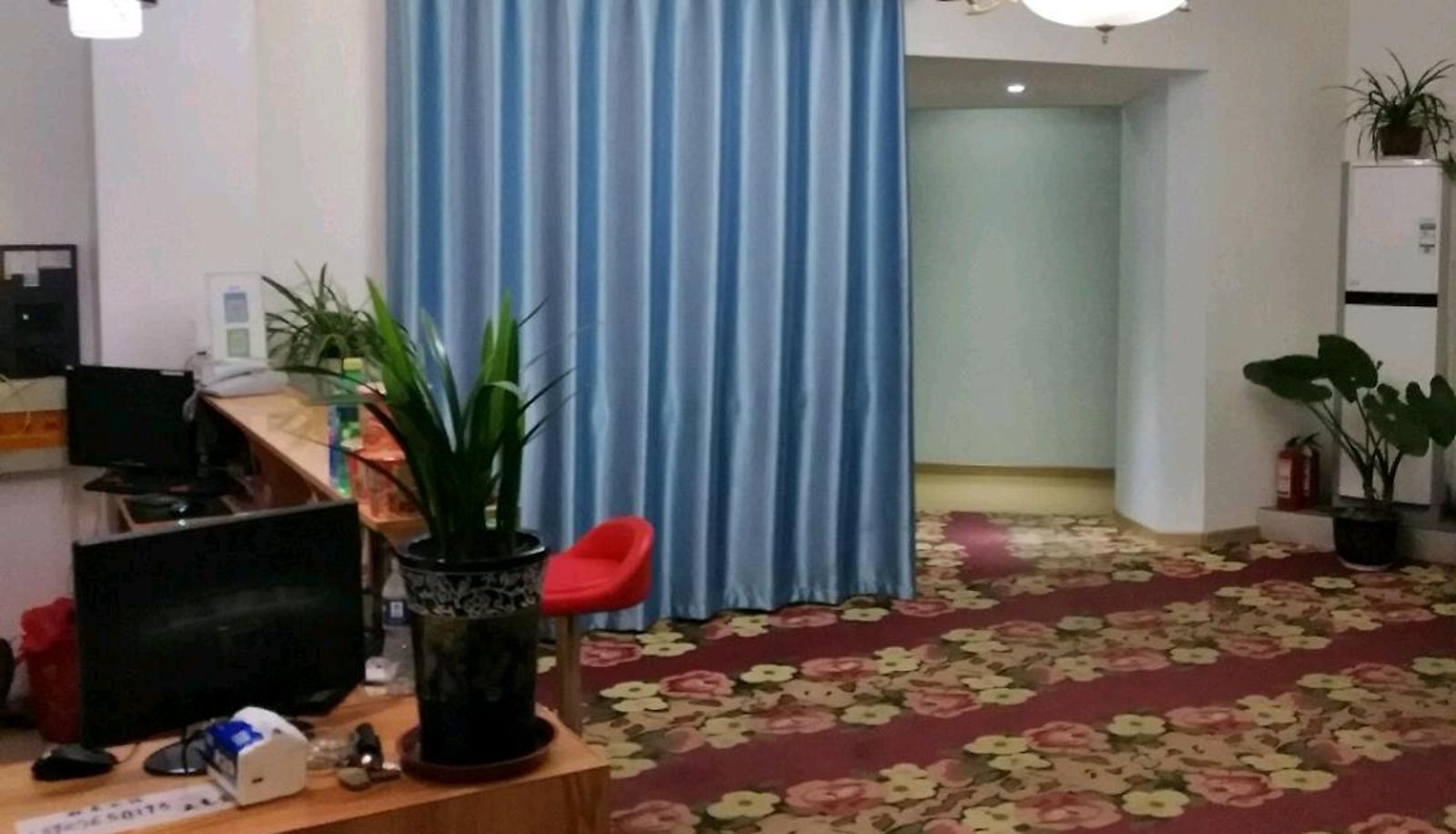 Hotel outdoor area - Xinglong Hotel